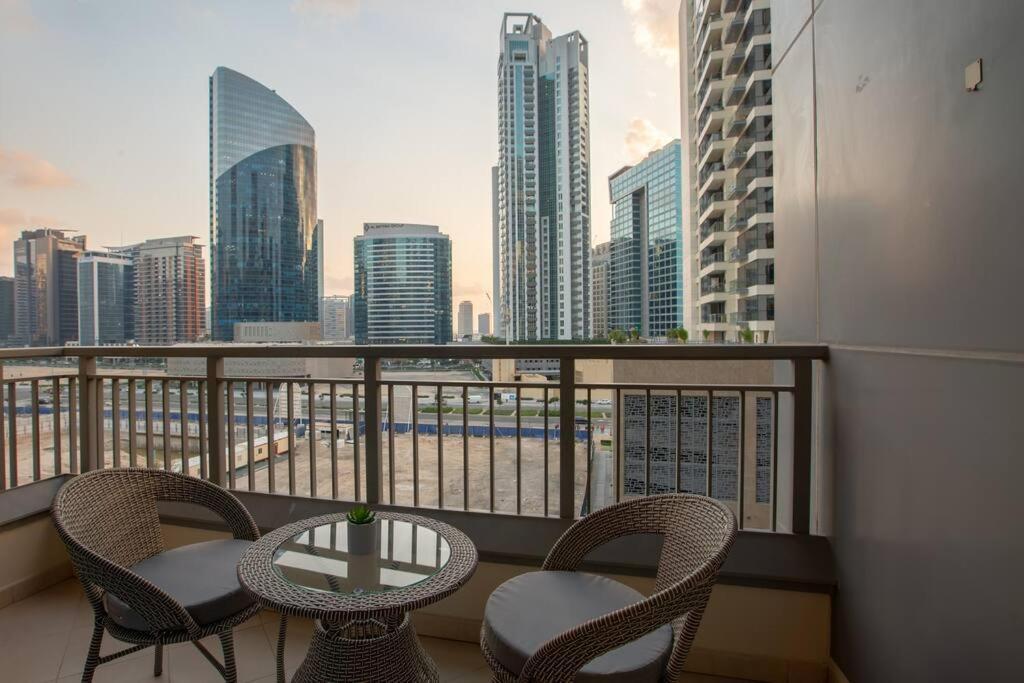 두바이 Lux 1Br 2 Min To Burj Khalifa 아파트 외부 사진